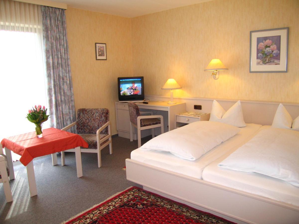 Hotel Zum Rosenteich Bad Zwischenahn Exterior foto
